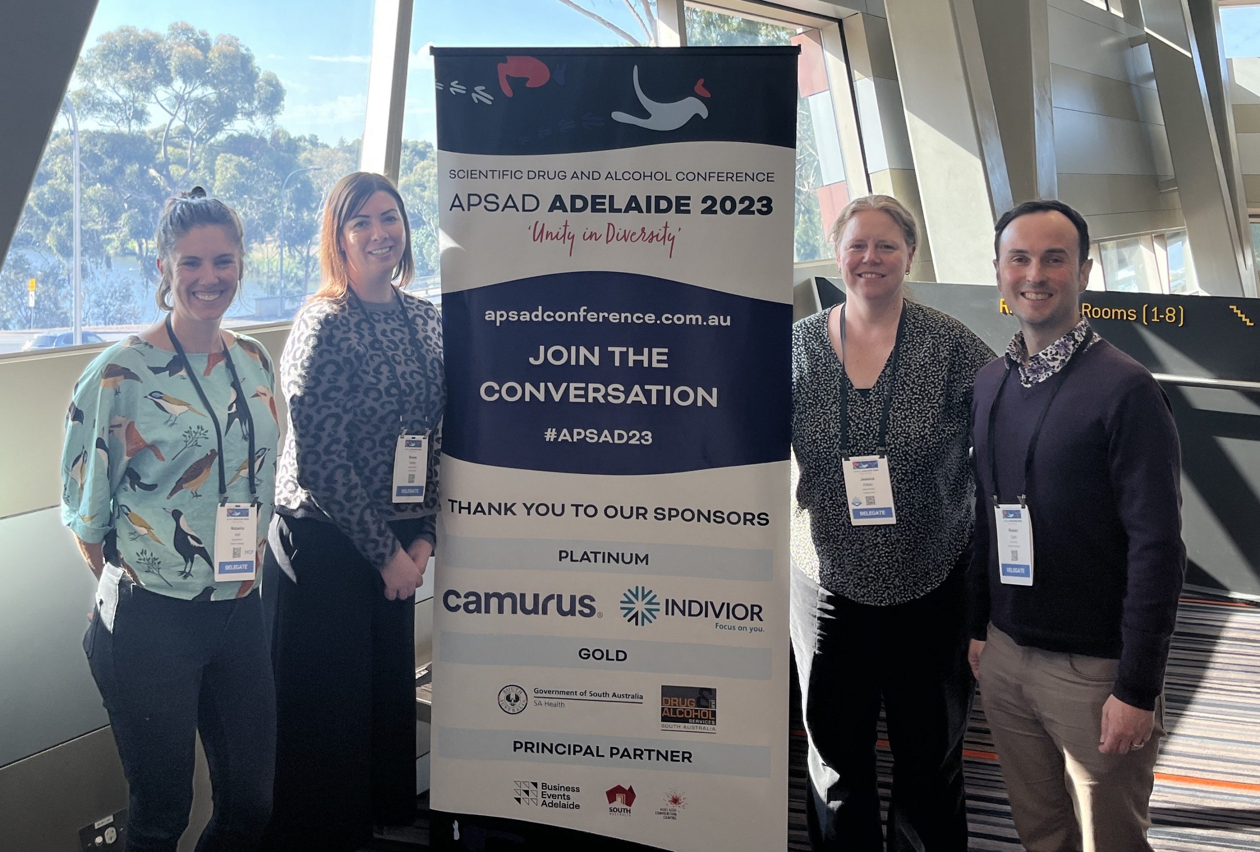 Dr Ogeil and the NAMHSU team at the 2023 Australasian Professional Society on Alcohol and other Drugs (APSAD) conference.
